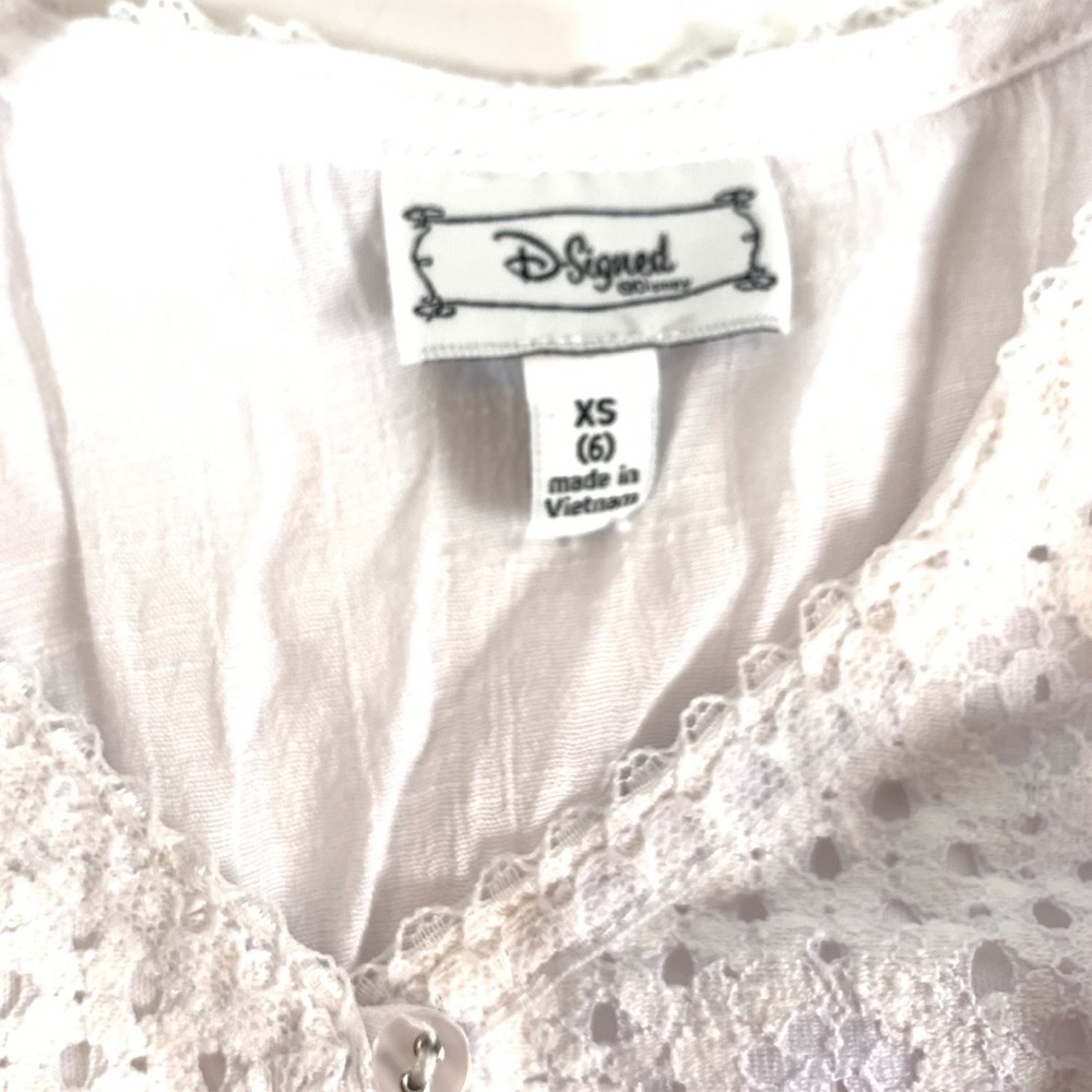 White Lightweight Blouse Disney D-Signed - Picture 4 of 7